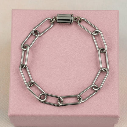 Paperclip Bracelet (7MM)