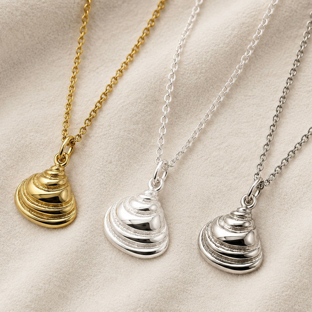 Imperial Venus Clam Shell Necklace